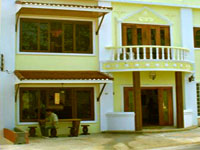 The Inn Patong - Front view